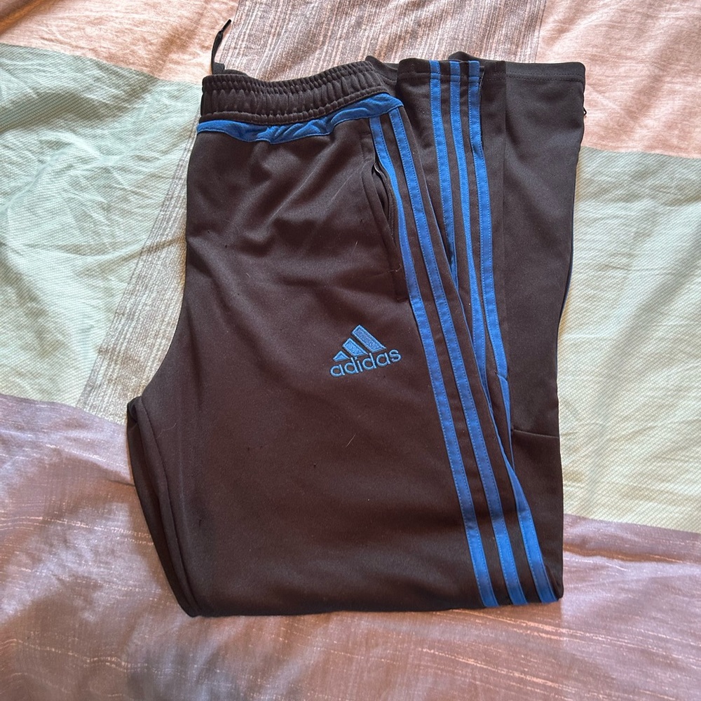 Adidas joggers